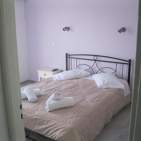 Very-Kokkos Pension 2 Naxos City Habitación foto