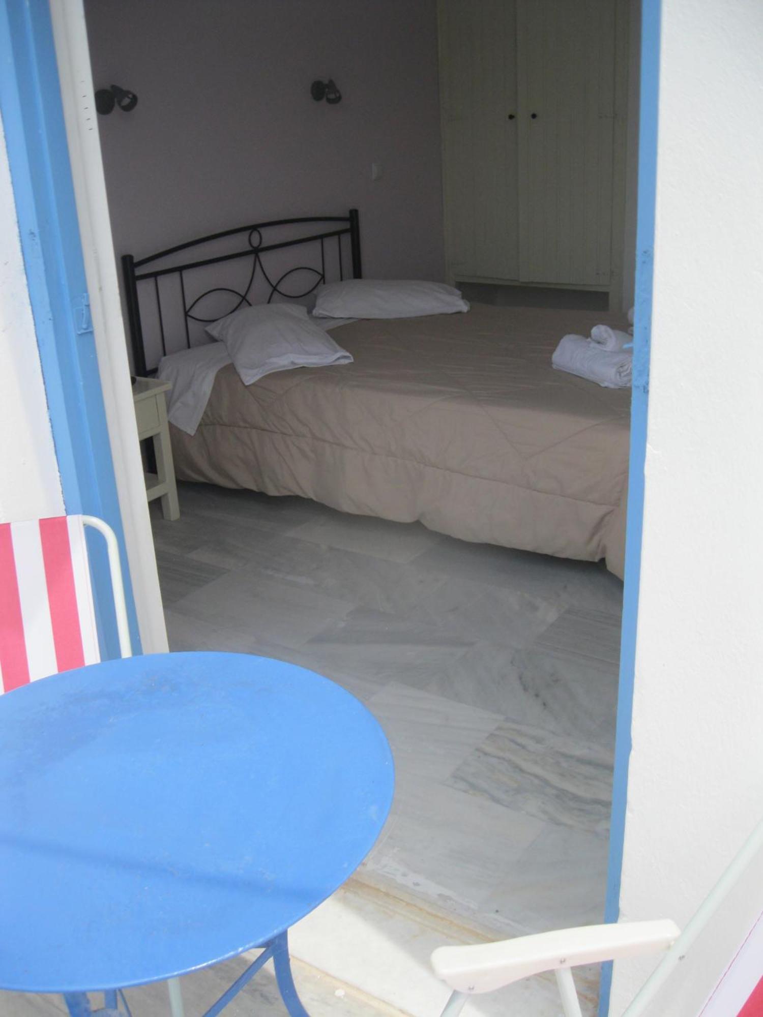 Very-Kokkos Pension 2 Naxos City Habitación foto