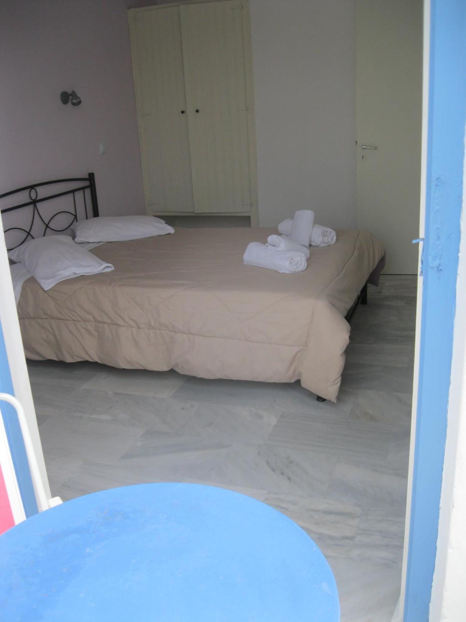 Very-Kokkos Pension 2 Naxos City Habitación foto